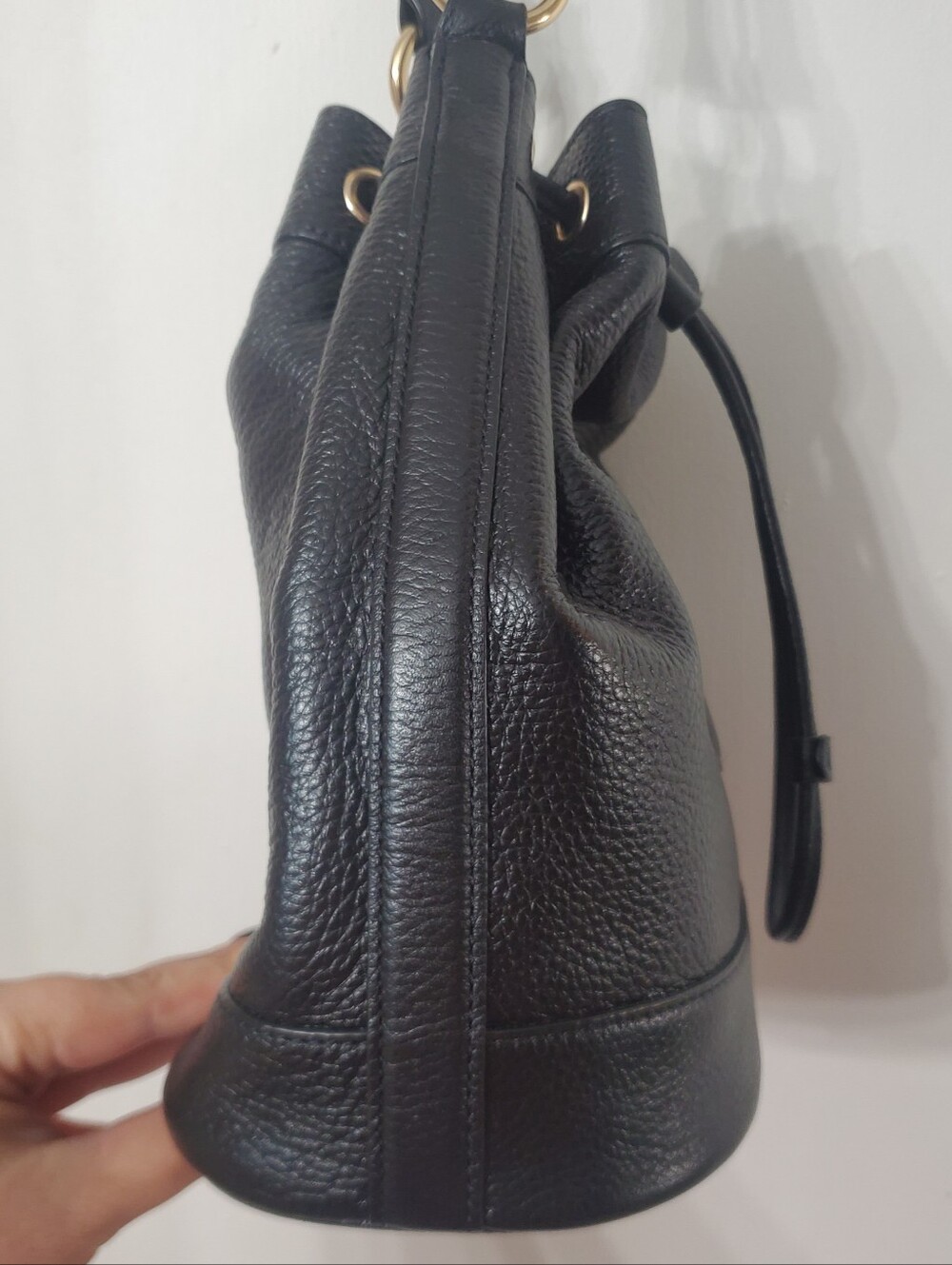 COACH Dempsey Crossbody Bucket Bag Black Leather With Gold Hardware - Picture 10 of 14